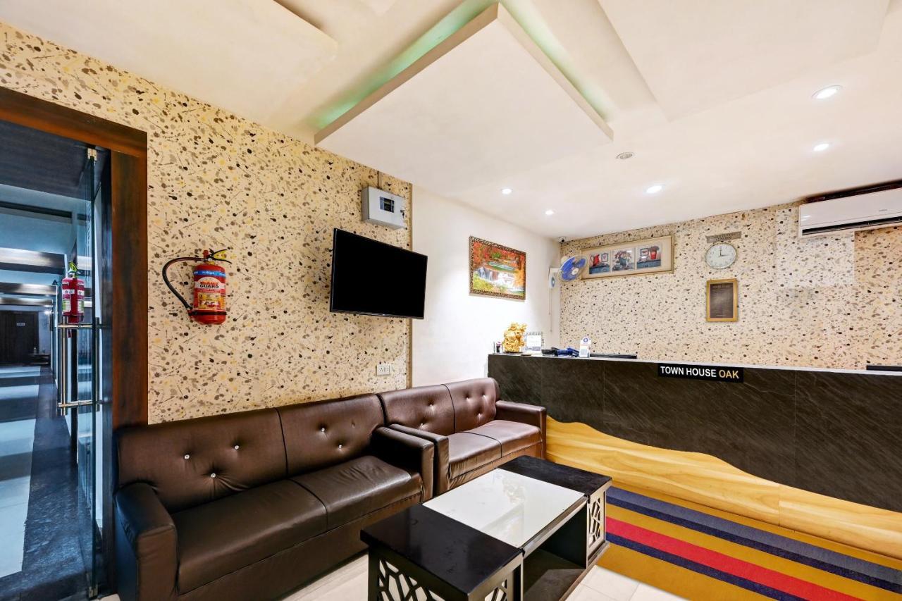 Townhouse Oak Pentagon Residency Hotel Bhubaneswar Exterior foto