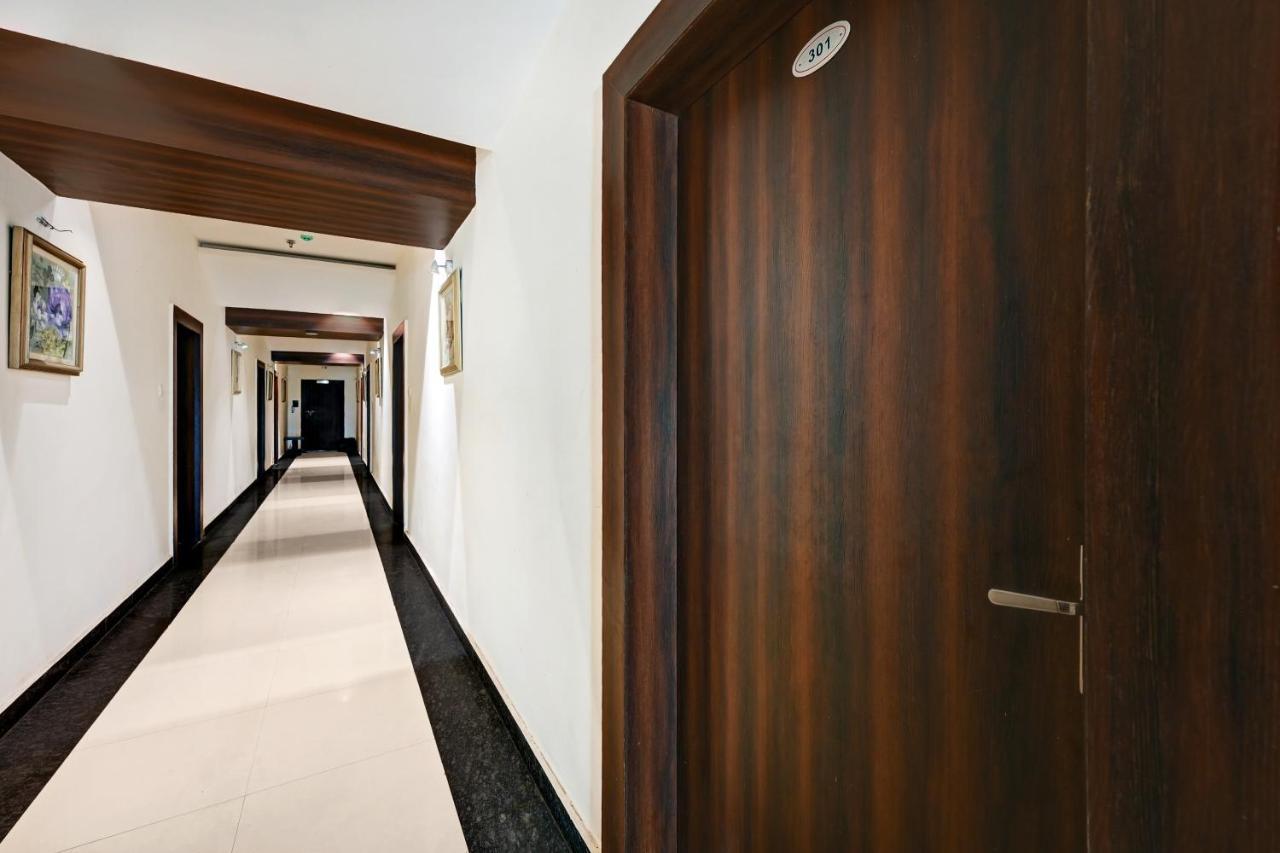 Townhouse Oak Pentagon Residency Hotel Bhubaneswar Exterior foto