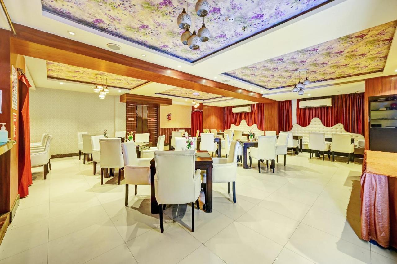 Townhouse Oak Pentagon Residency Hotel Bhubaneswar Exterior foto